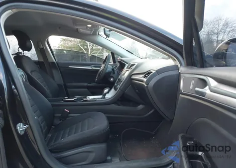 2014 Ford Fusion Se z USA, uszkodzony, nr VIN 3FA6P0H76ER318659